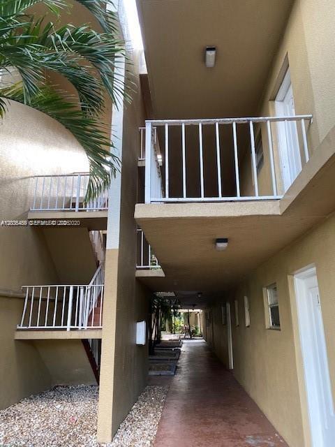 Photo - 4205 N University Dr Unit 208