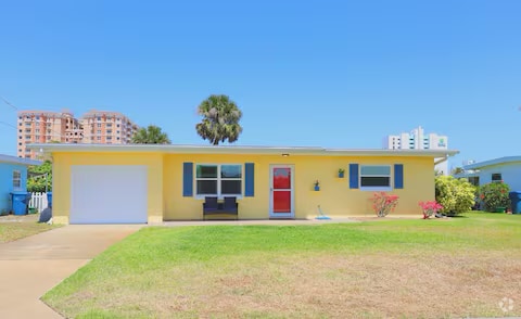 Building Photo - 3255 La Paloma Ave Rental