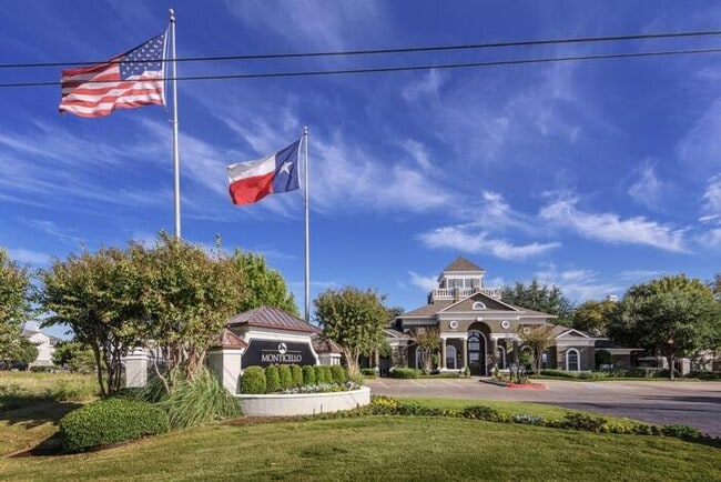 Photo - 2500 State Hwy 121 Unidad d4