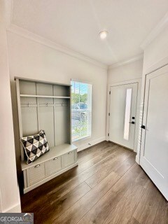 Photo - 113 Chateau Dr SE