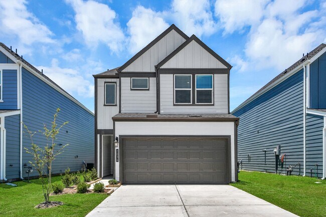 Photo - 2034 Olivos St