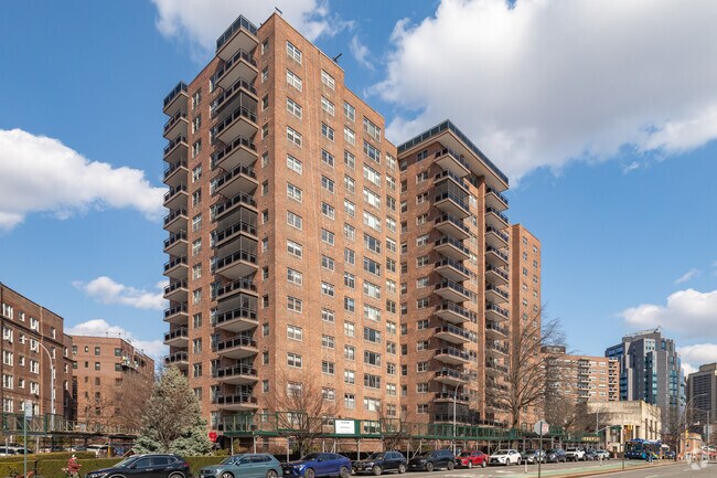 Photo - The Continental