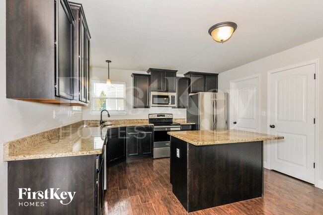 Photo - 1811 Barclay Trail Dr