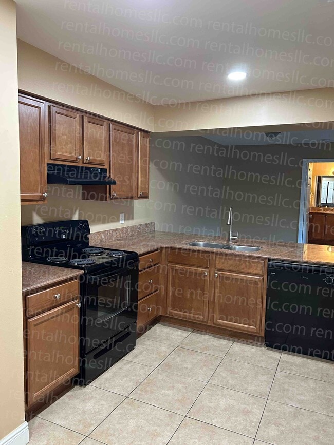 Photo - 1442 Sophie Blvd