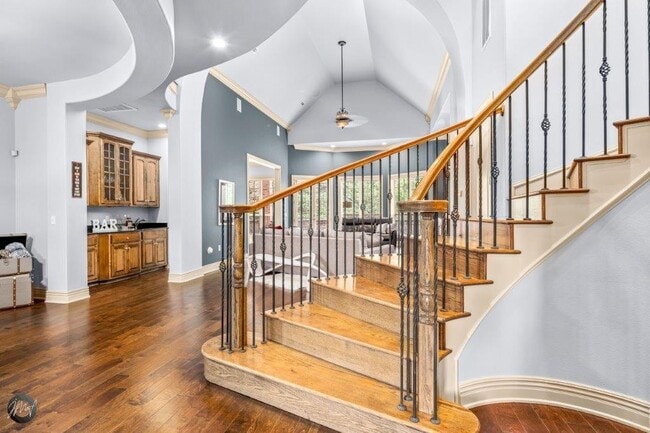 Photo - 5106 S Sloan Cir
