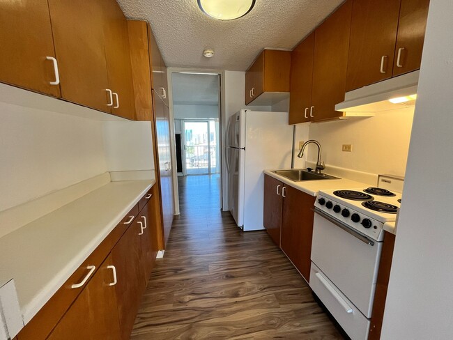 Photo - 1516 Ward Ave Unit 607