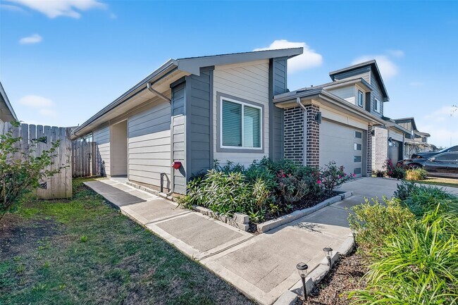 Photo - 2920 Stamford Hl Ln