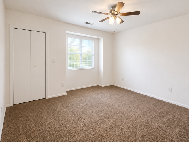 Photo - 600 Hosking Ave Unit C