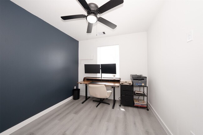 Photo - 4011 King St