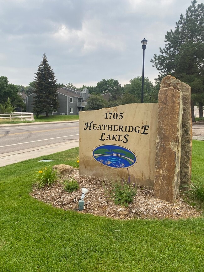 Photo - 1705 Heatheridge Rd Unit M206