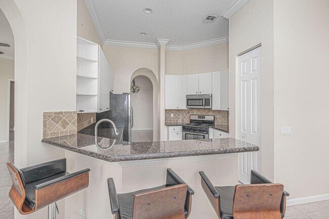 Photo - 137 NW Magnolia Lakes Blvd