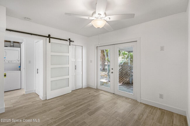 Photo - 2364 Pineapple Ave