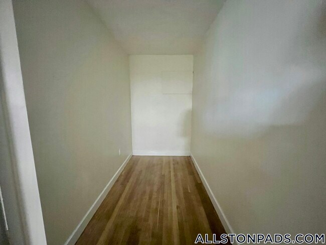 Photo - 20 Armington St Unit 25