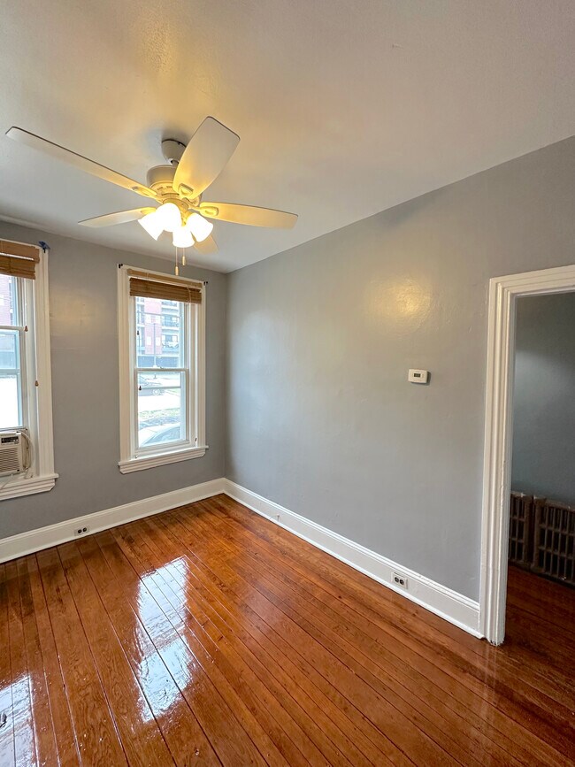 Photo - 3738 Sharp St