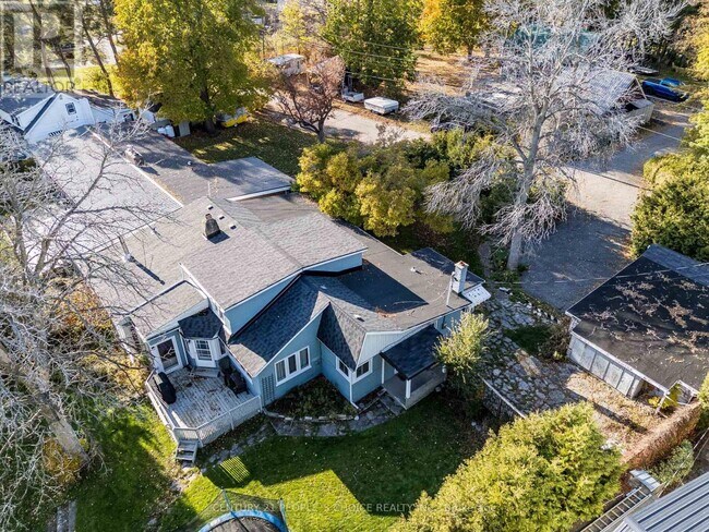 Photo - 22625 Loyalist Pkwy