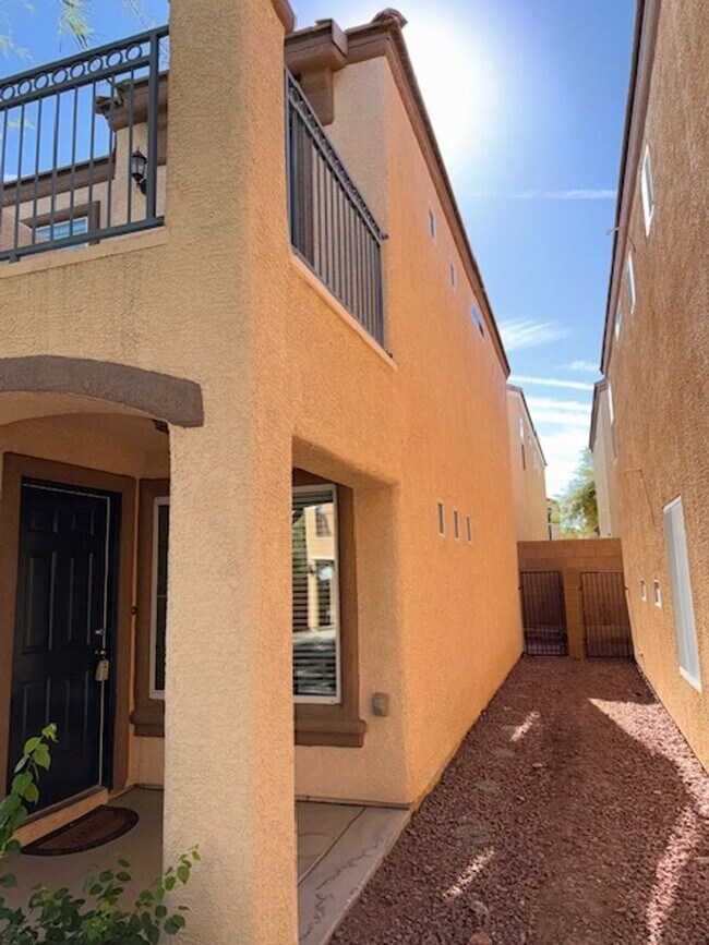 Photo - 2-STORY HOME FOR RENT IN HENDERSON