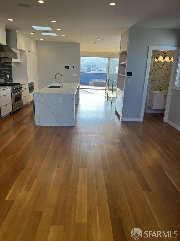 Photo - 28 Valley St