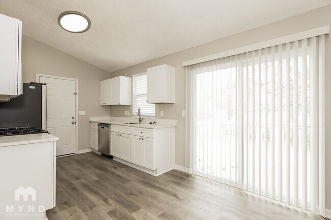 Photo - 10314 Wisteria Ln