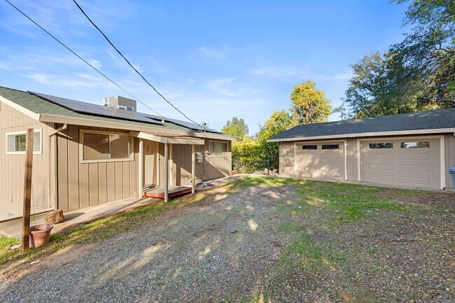 Photo - Gorgeous Home, come and view.