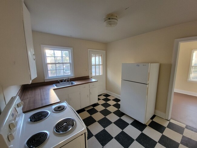 Photo - 2807 Spring Garden St Unit A