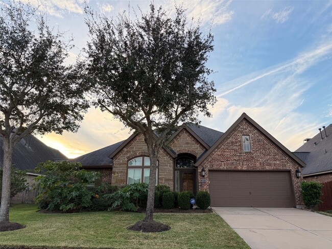 Building Photo - 2011 Lone Pine Ct