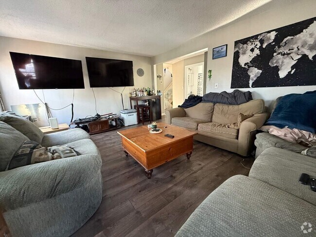 Building Photo - 5 Sorrento St Unit 2 Rental