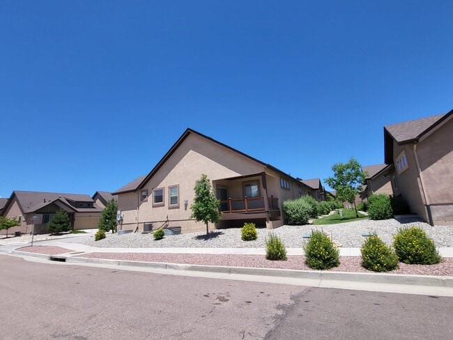Building Photo - 6613 Folsom Hts