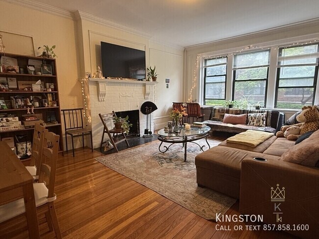 Building Photo - 35 Park St Unit 1R