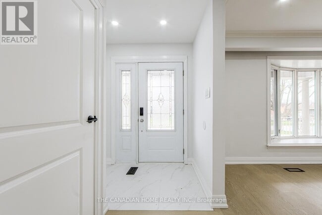 Photo - 70 Moraine Hill Dr