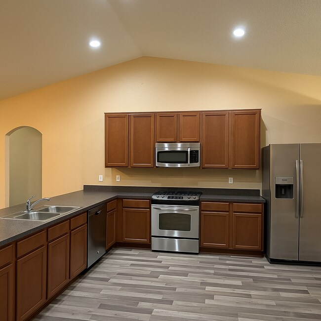 Photo - Spacious 4-Bedroom Home for Rent – Northwe...