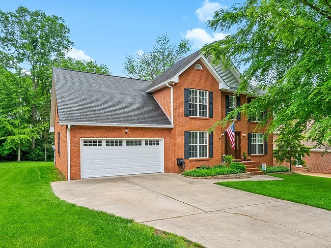 Photo - 331 Bayhill Dr