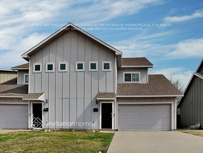 Building Photo - 1944 Melrose St