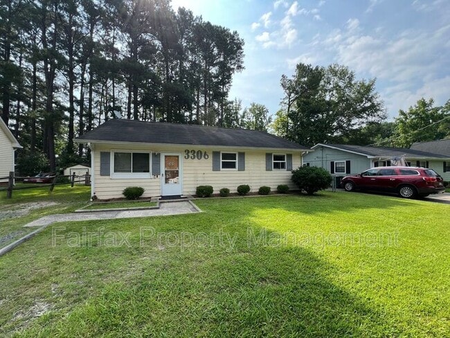 Photo - 3306 Prudence St