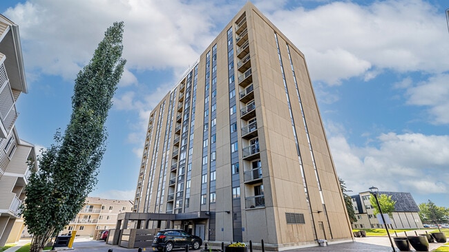 Building Photo - Empire Park