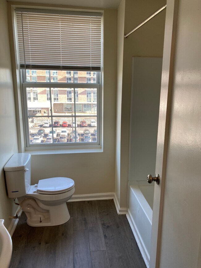 Photo - The Parkview