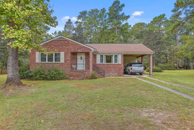 Fully Furnished Classic Summerville Home! - Fully Furnished Classic Summerville Home!