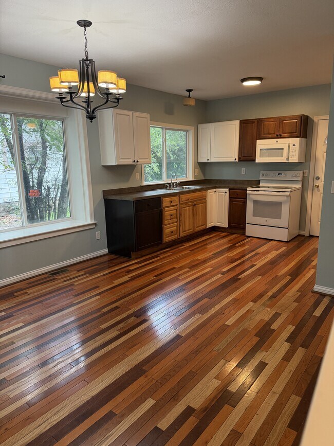 Photo - 1069 Ackley St Unit 1