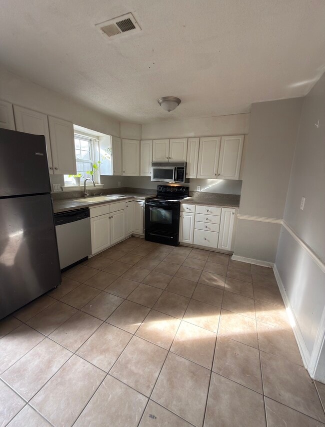 Photo - 1307 W Meadowview Rd