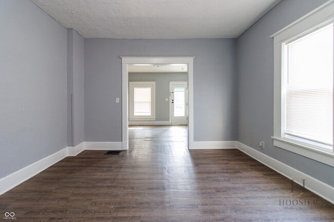 Photo - 614 N Temple Ave