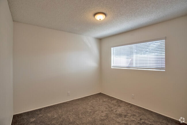 2 habitaciones, 1 baño - 860 pies cuadrados - Windsong Villas