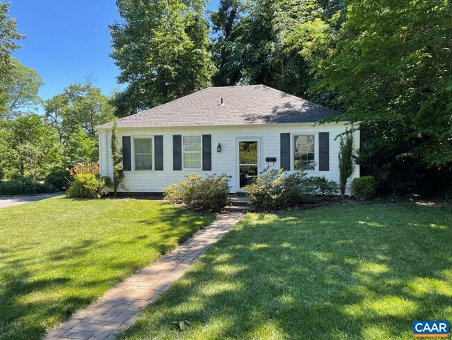 Photo - 1618 Mason Ln House