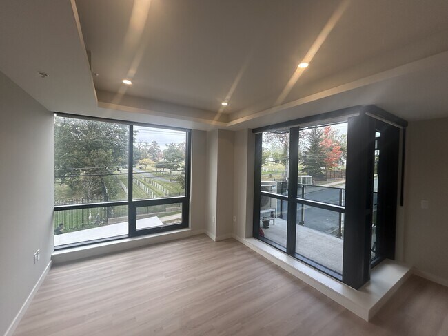 Photo - 5616-5616 South St Unit 310