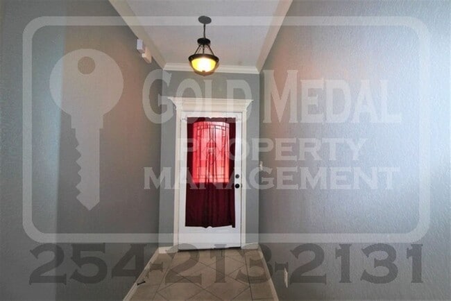 Photo - 401 Hedy Dr