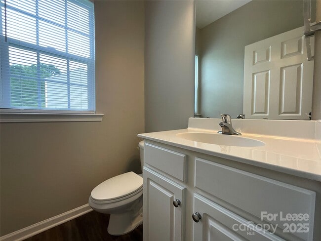 Photo - 2111 Arbor Vista Dr