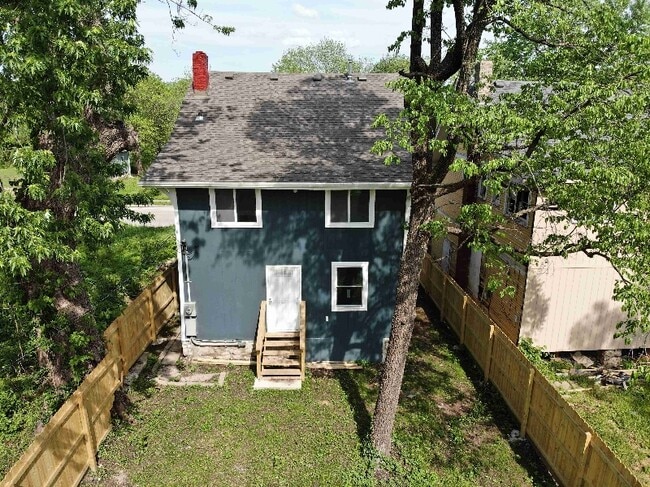 Photo - 3320 Brooklyn Ave