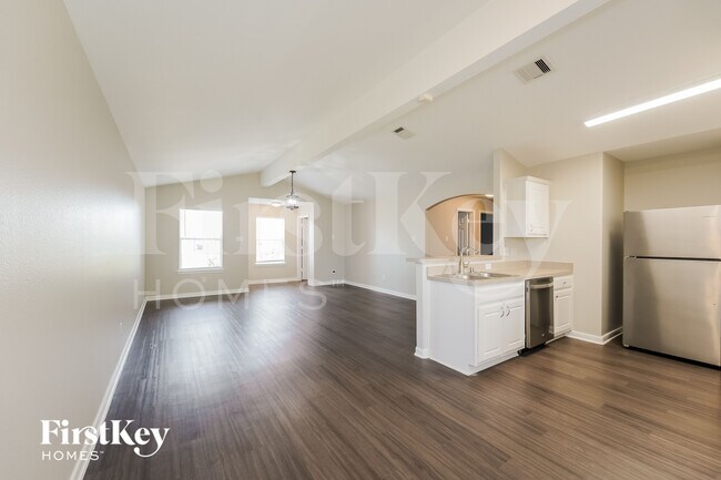 Photo - 7111 Lilac Manor Ln