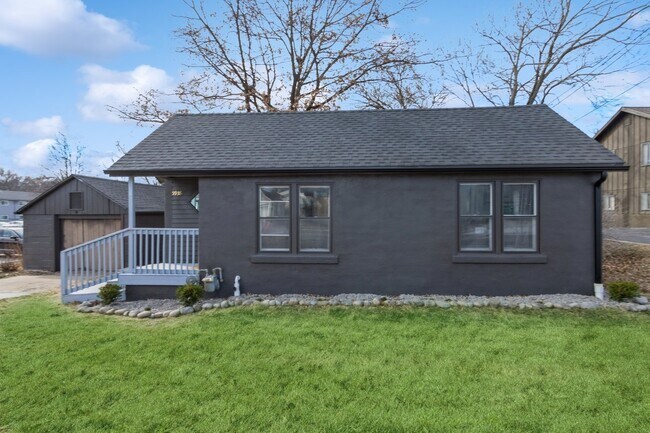 5938 Barton Dr