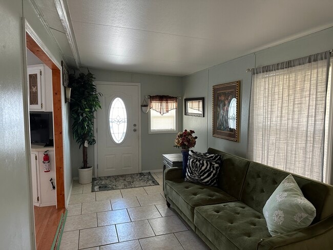 Building Photo - 37612 Wallington Dr Rental