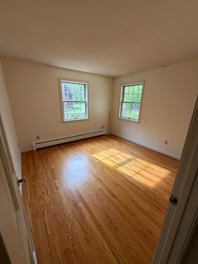 Photo - 175 Plumtree Rd