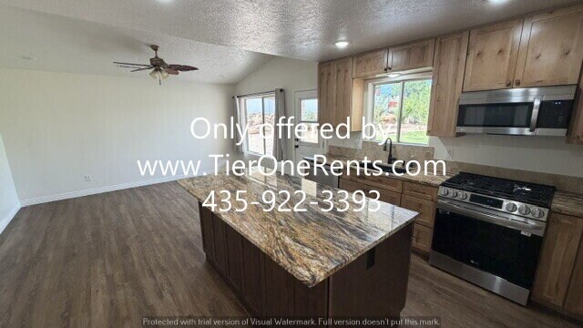 Photo - NO DEPOSIT option for qualified renters